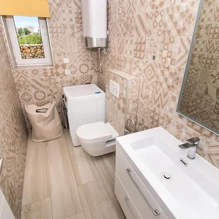 Holiday home Neva Vodice