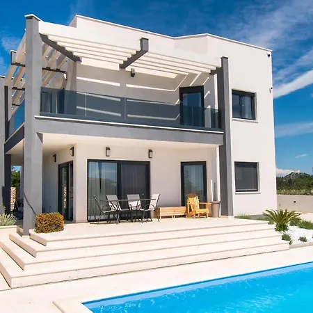 Neva Holiday home *